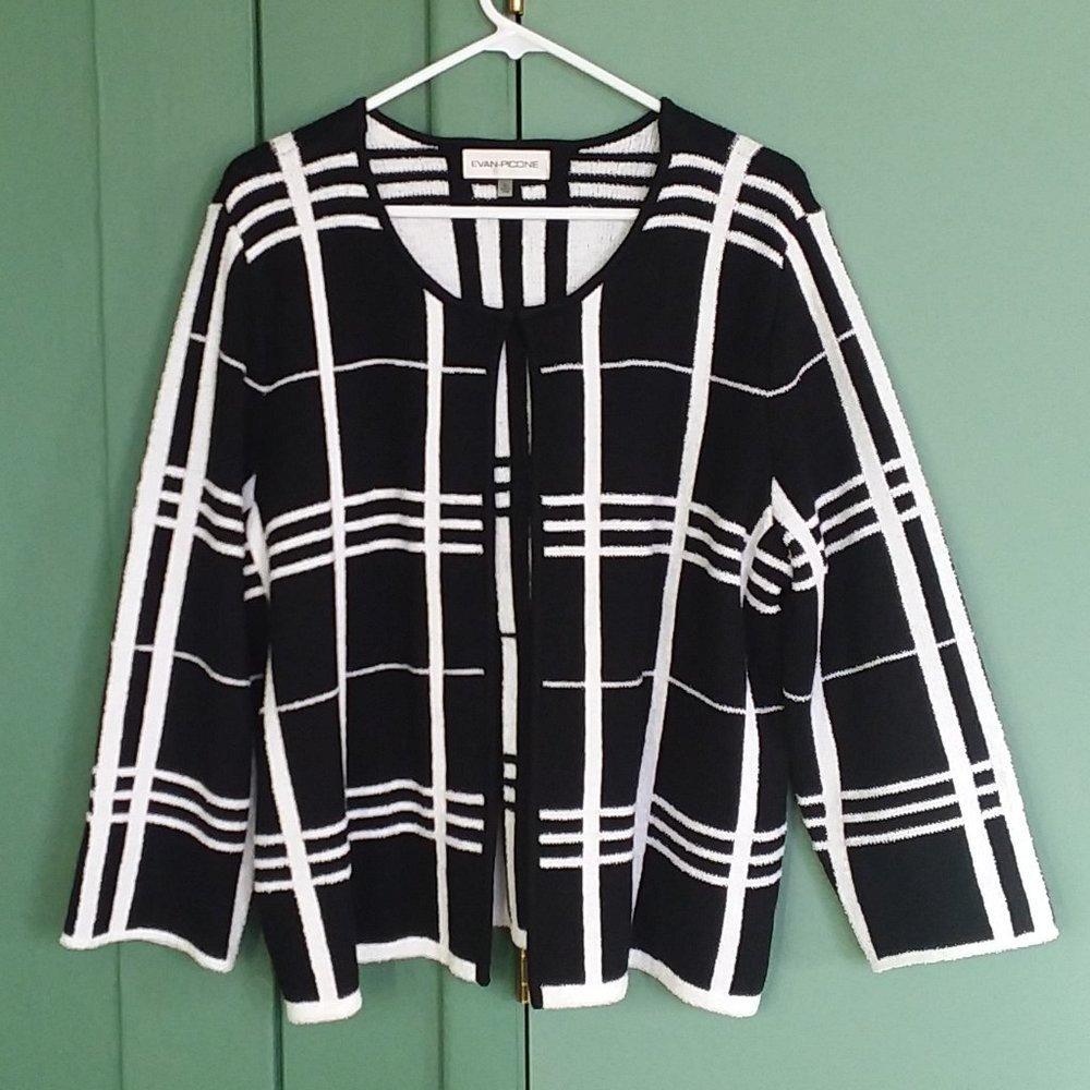 Black and White XL Evan Picone Cardigan Sweater